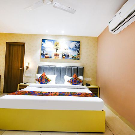Fabhotel Supreme Suites Ludhiana Eksteriør bilde