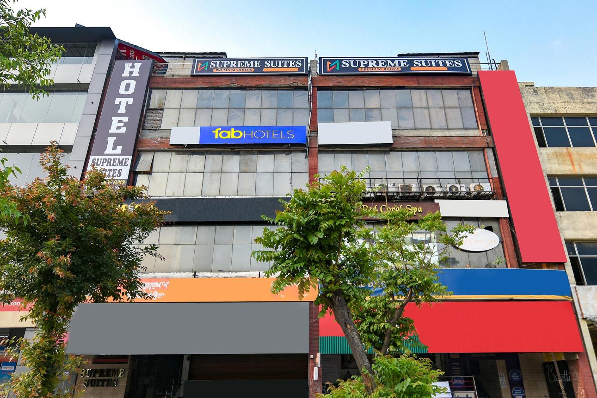Fabhotel Supreme Suites Ludhiana Eksteriør bilde