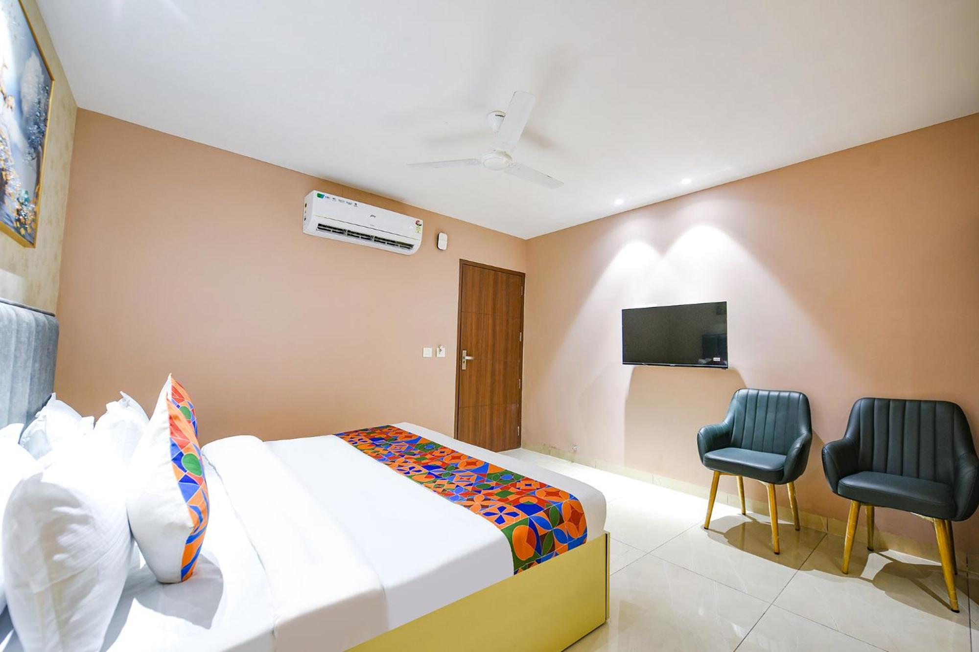 Fabhotel Supreme Suites Ludhiana Eksteriør bilde