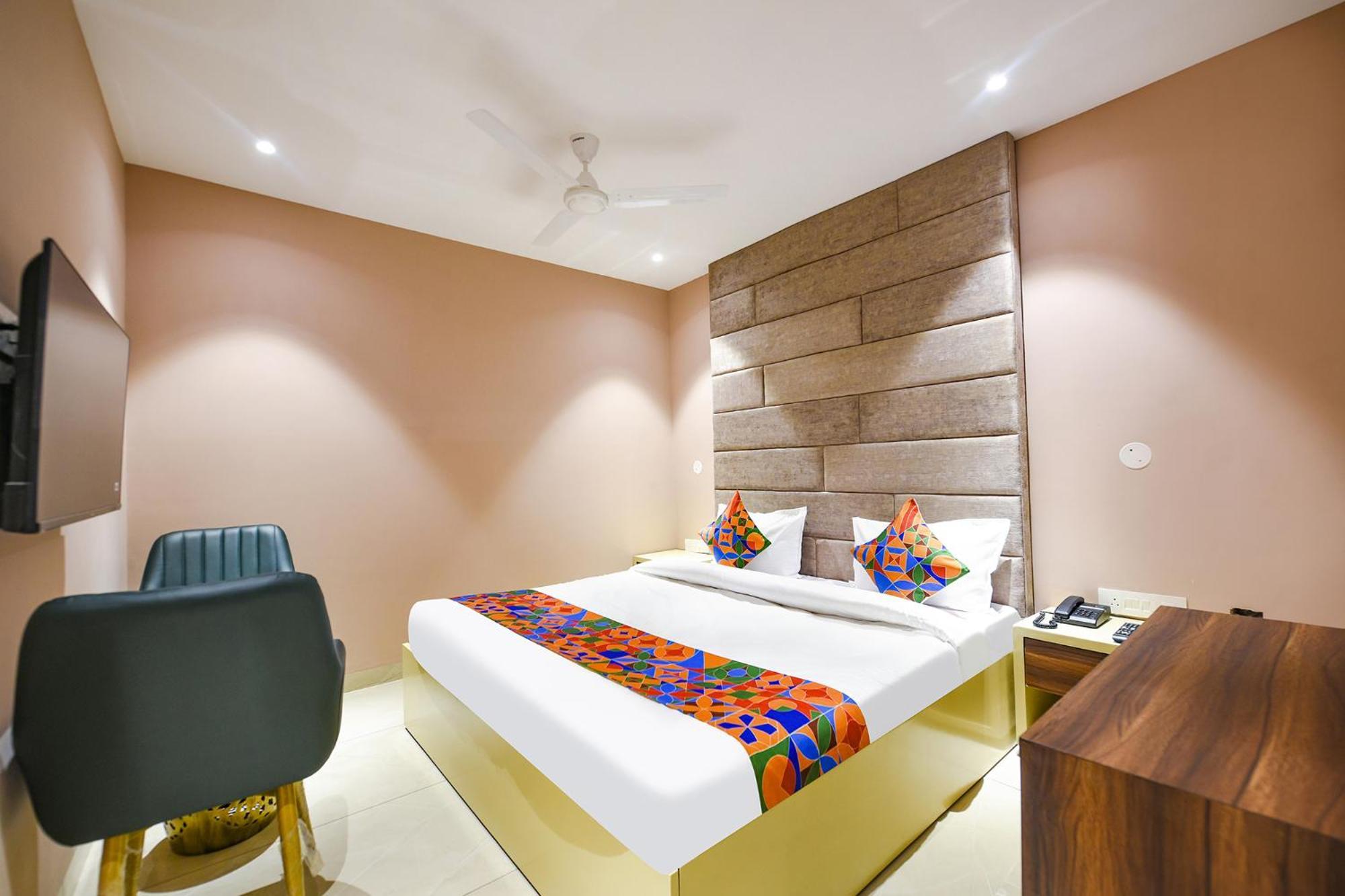 Fabhotel Supreme Suites Ludhiana Eksteriør bilde